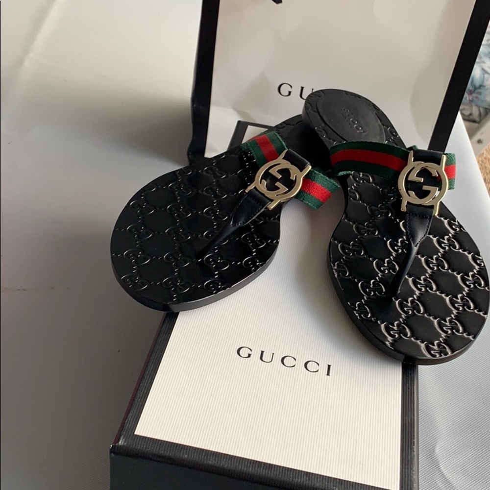 Sandal